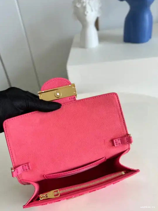 WIS VUITTON MINI LOUIS DAUPHINE 0506